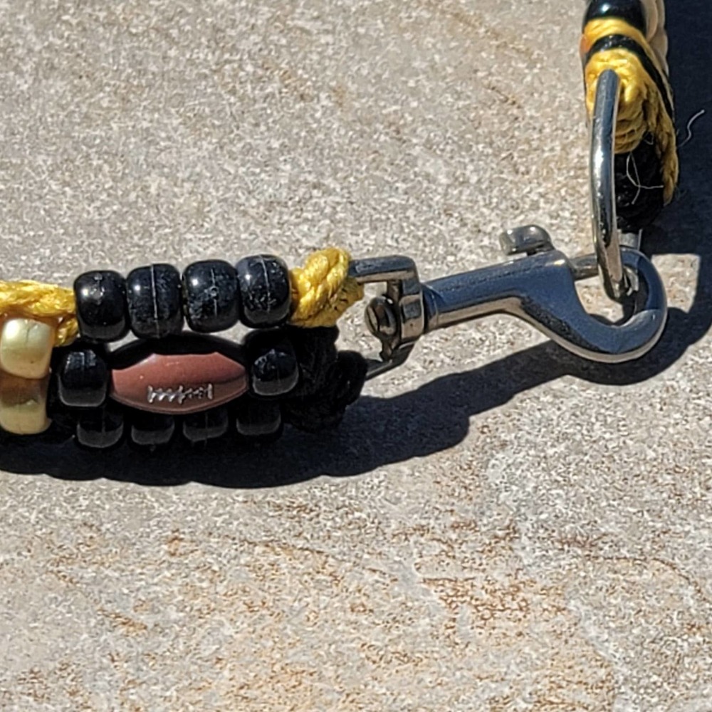 Custom Handmade Beaded Dog Collar Football Steelers - Picture 4 of 4